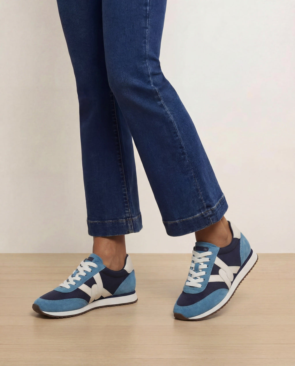 Penrose Sneaker