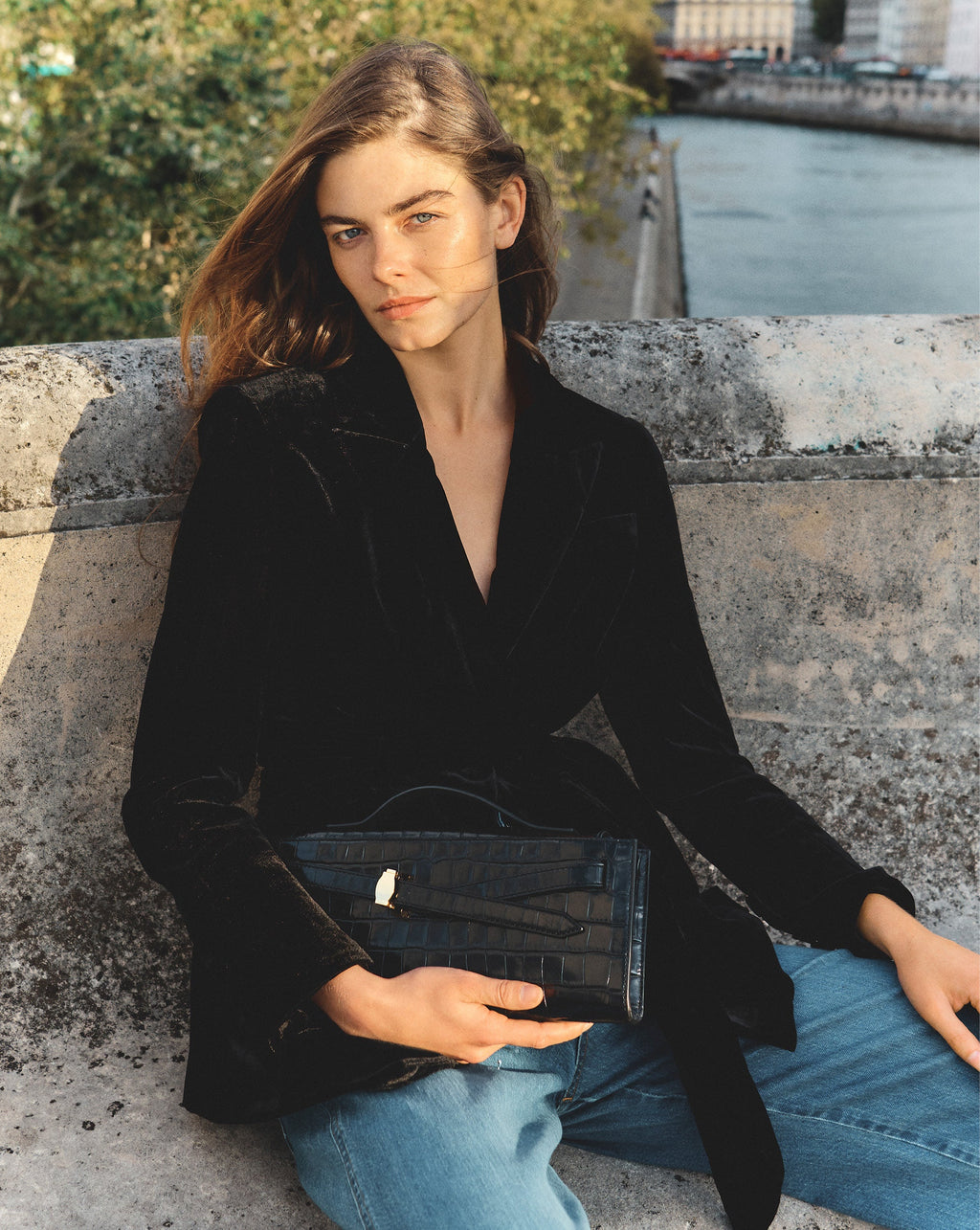 Veronica Beard Dash Clutch